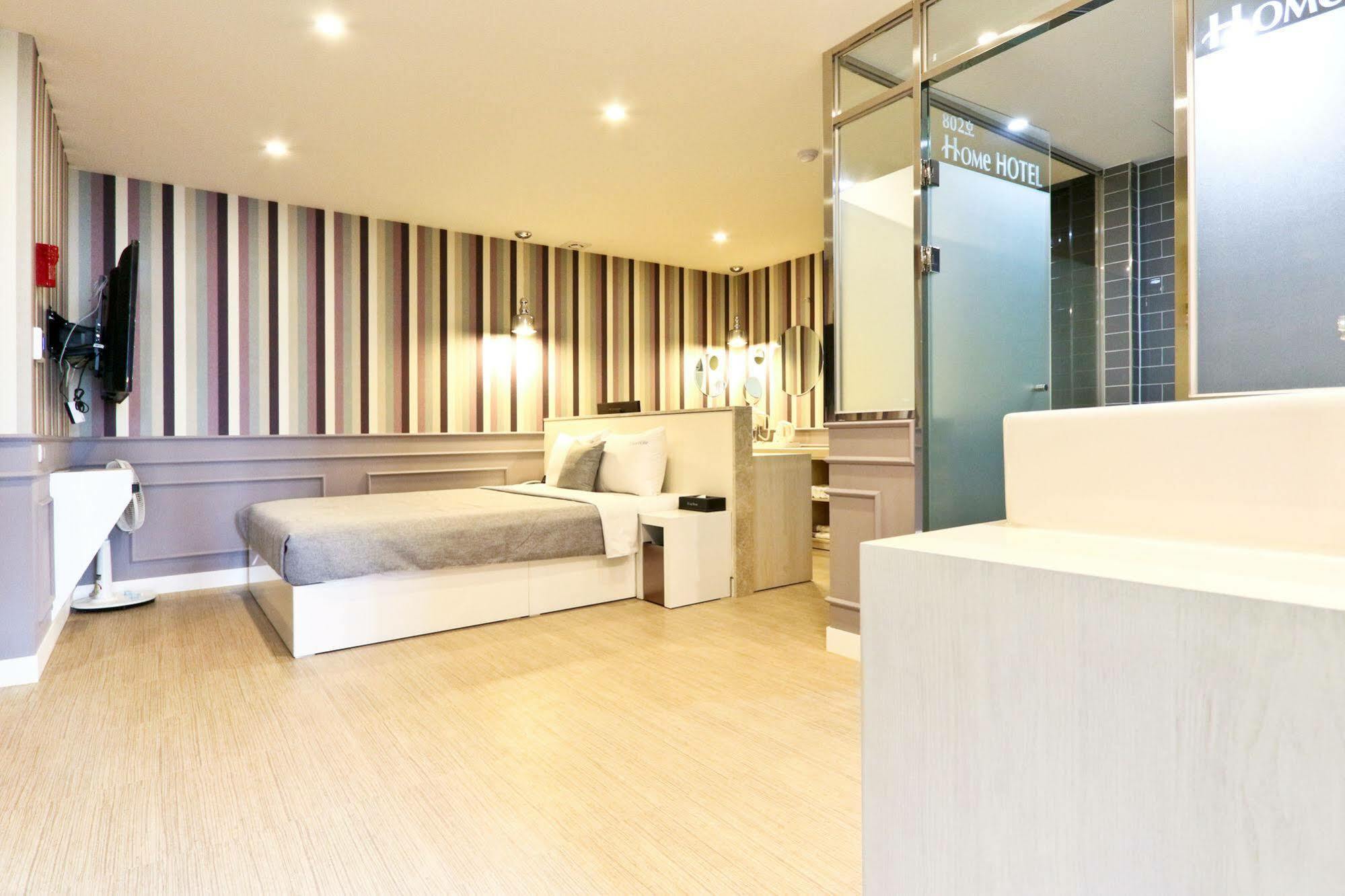 Hotel Home Busan Bagian luar foto